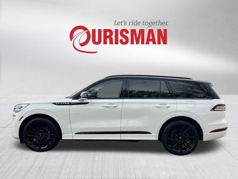 Used 2023 Lincoln Aviator Black Label image 3