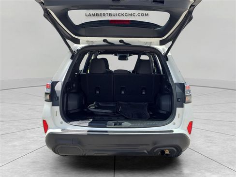 Used 2025 Subaru Forester Premium w/ Convenience Package #1 AWD/4WD image 13