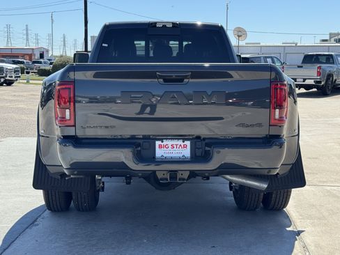 New 2026 RAM 3500 Limited AWD/4WD image 9