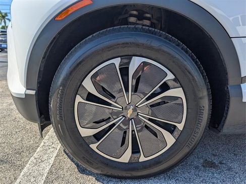 Used 2023 Chevrolet Silverado 1500 LT image 33