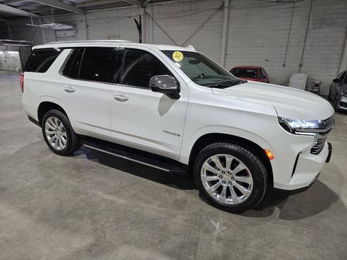 Used 2021 Chevrolet Tahoe Premier AWD/4WD image 17