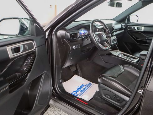 Used 2022 Ford Explorer ST w/ ST Street Pack AWD/4WD image 3