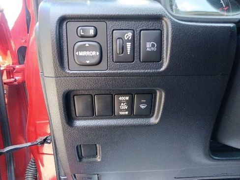 Used 2024 Toyota 4Runner SR5 AWD/4WD image 17