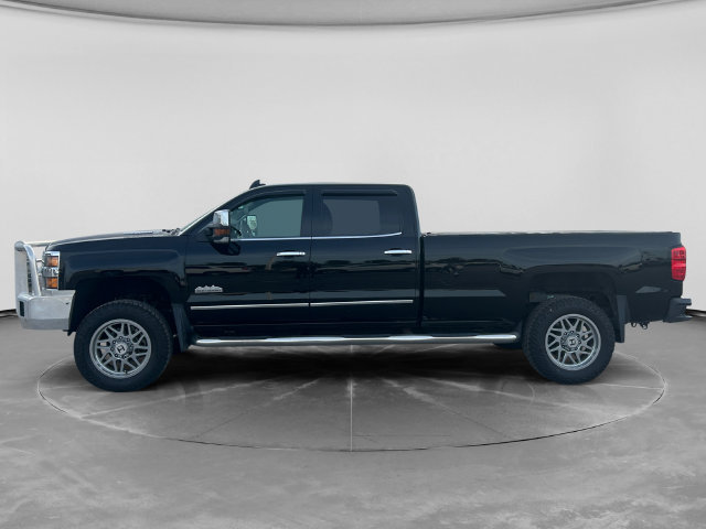 Used 2016 Chevrolet Silverado 2500 High Country w/ Duramax Plus Package AWD/4WD image 6