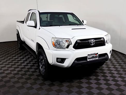 Used 2013 Toyota Tacoma image 4