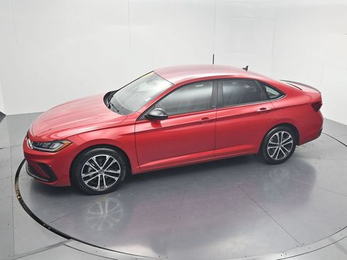 Used 2025 Volkswagen Jetta Sport FWD image 44