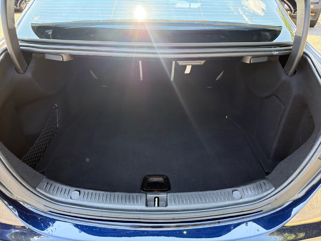 Used 2019 Mercedes-Benz E 450 4MATIC Sedan w/ Premium Package image 18