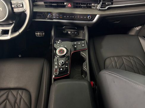Used 2025 Kia Sportage X-Line Prestige image 17