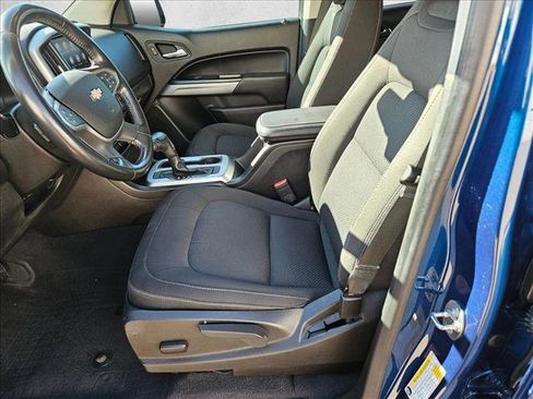Used 2019 Chevrolet Colorado LT w/ LT Convenience Package image 15
