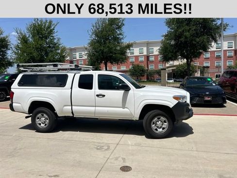 Used 2022 Toyota Tacoma SR RWD image 2