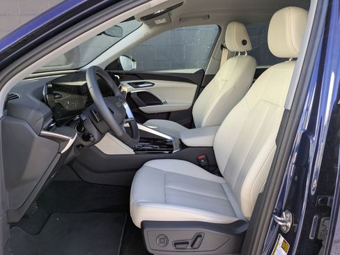 Certified 2025 Audi Q5 Premium w/ Convenience Package AWD/4WD image 21