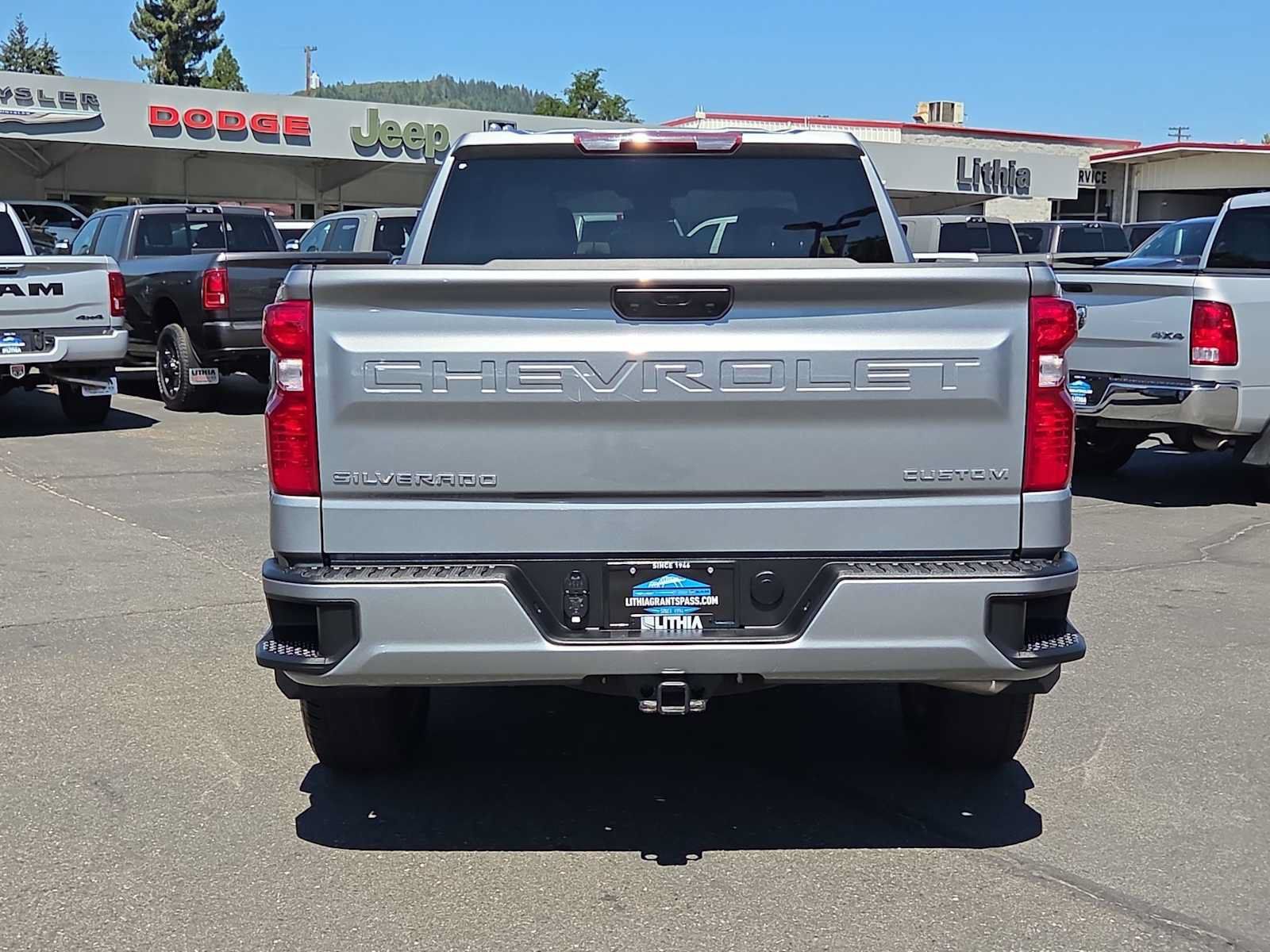 Used 2023 Chevrolet Silverado 1500 Custom AWD/4WD image 13