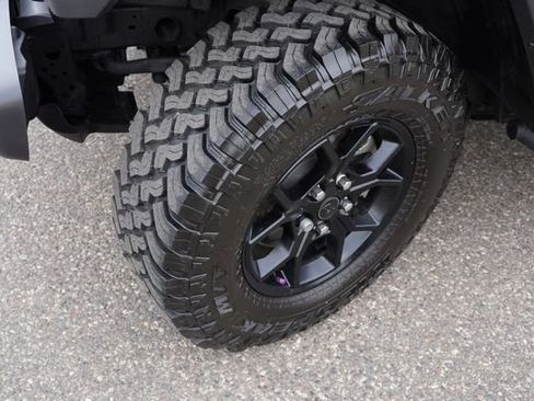 Used 2025 Jeep Wrangler Sport AWD/4WD image 13