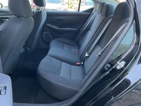 Used 2024 Nissan Sentra SV image 15