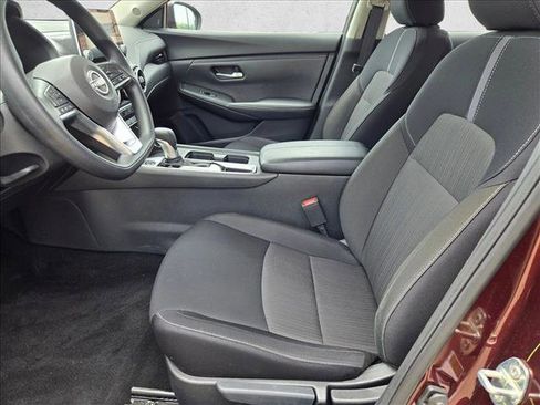 Used 2025 Nissan Sentra SV FWD image 15