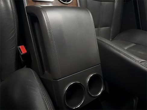 Used 2014 Lincoln Navigator L 4WD image 18