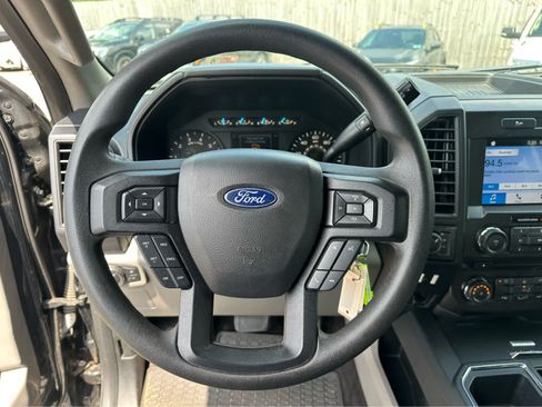 Used 2018 Ford F150 XL w/ Equipment Group 101A Mid AWD/4WD image 12