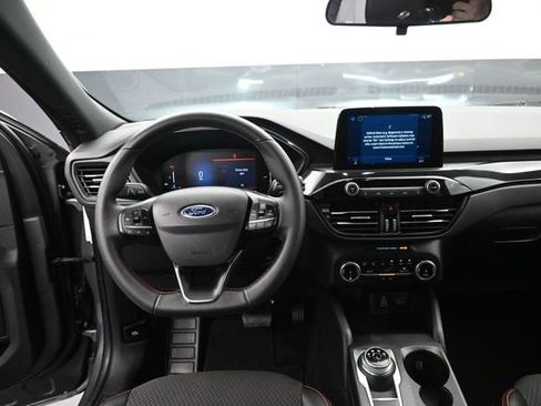 Used 2025 Ford Escape ST-Line AWD/4WD image 10