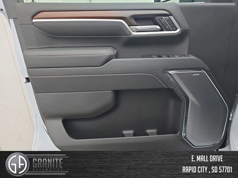New 2026 GMC Sierra 3500 Denali w/ Denali Reserve Package AWD/4WD image 10