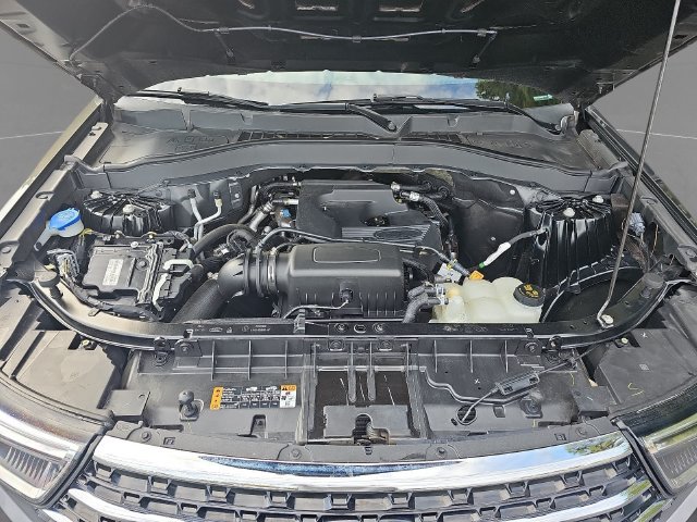 Used 2020 Ford Explorer XLT w/ Equipment Group 202A RWD image 36
