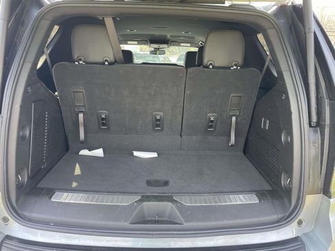 Used 2025 Chevrolet Tahoe Z71 image 14