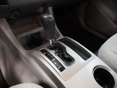 Used 2008 Toyota Tacoma Base 4D Double Cab image 9