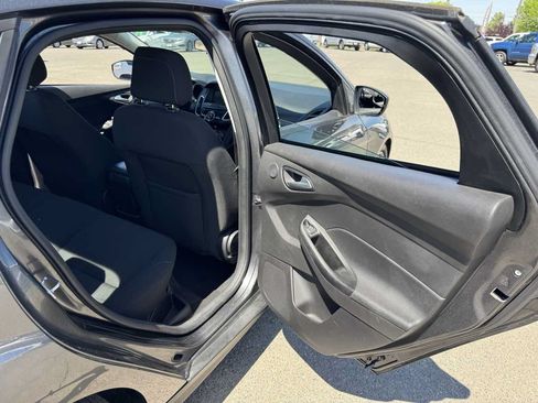 Used 2018 Ford Focus SEL FWD image 18