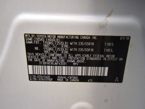 Used 2018 Toyota RAV4 Limited image 27