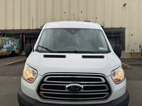 Used 2018 Ford Transit 350 XLT image 1