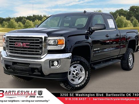 Used 2015 GMC Sierra 2500 SLE image 1