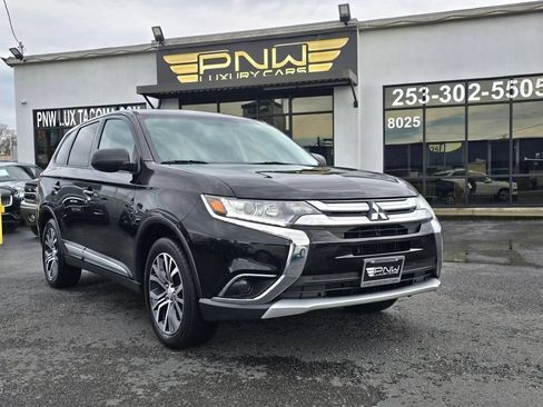 Used 2018 Mitsubishi Outlander ES FWD image 4