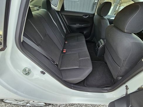 Used 2016 Nissan Sentra S image 26