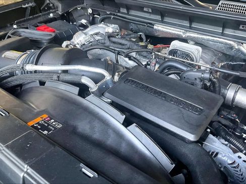 Used 2025 GMC Sierra 2500 AT4 w/ AT4 Premium Plus Package AWD/4WD image 28