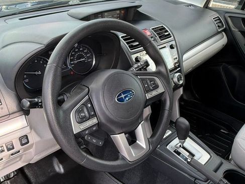 Used 2017 Subaru Forester 2.5i Premium AWD/4WD image 25
