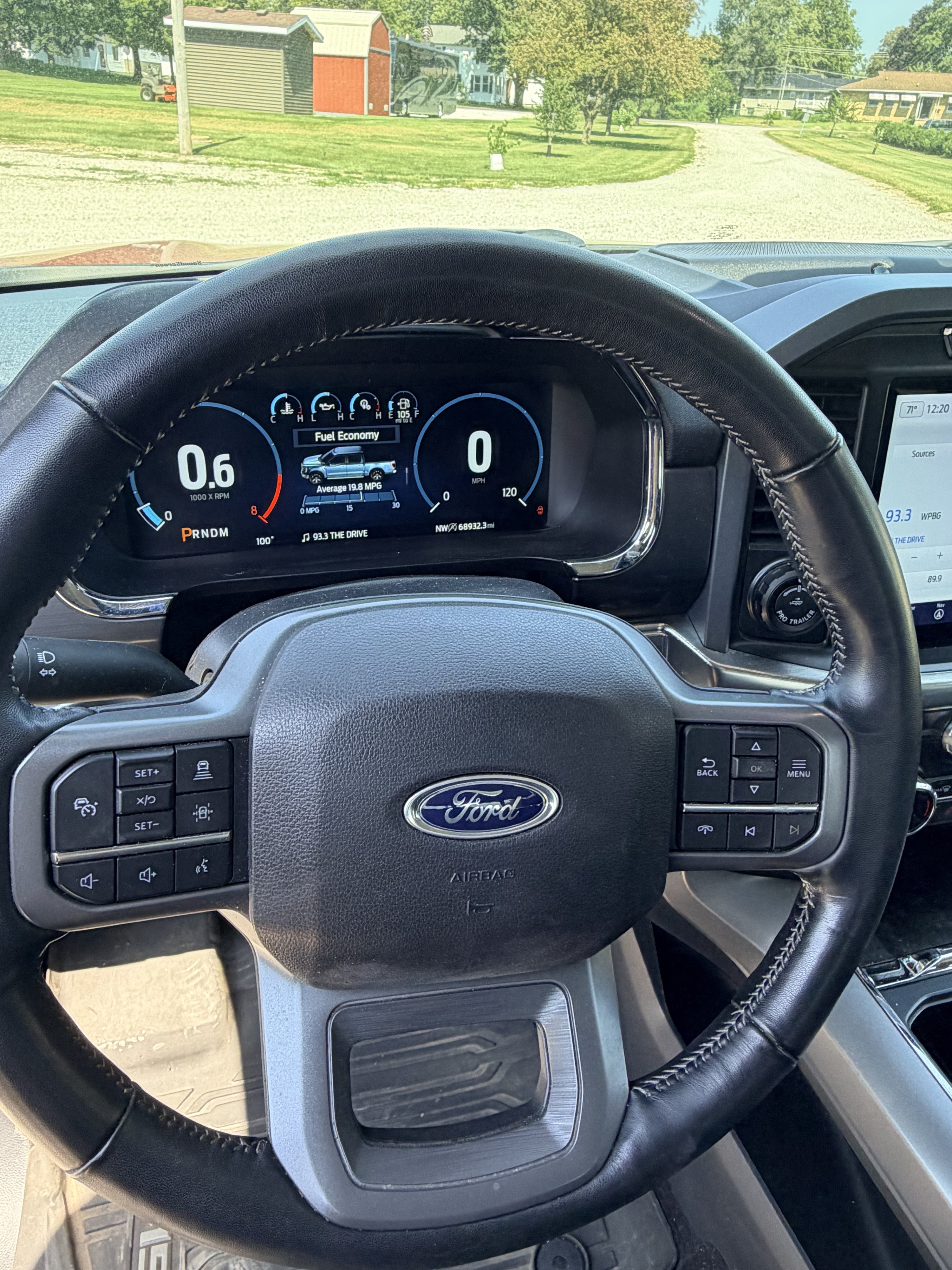Used 2022 Ford F150 Lariat w/ Equipment Group 502A High AWD/4WD image 23