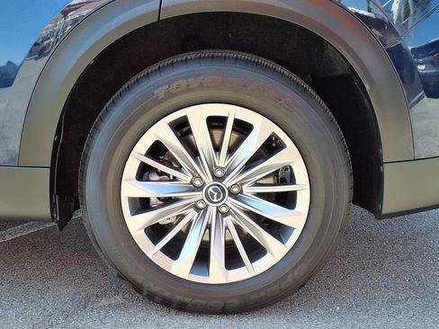Used 2025 MAZDA CX-90 Plug-In Hybrid w/ Preferred AWD/4WD image 9