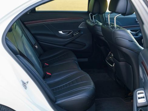 Used 2019 Mercedes-Benz S 450 Sedan image 22