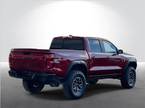 Certified 2024 Chevrolet Colorado ZR2 w/ ZR2 Convenience Package III image 5