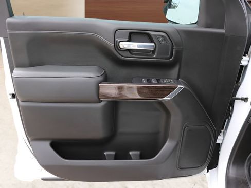 Used 2021 GMC Sierra 1500 Elevation RWD image 12