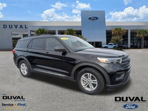 Used 2020 Ford Explorer XLT image 1
