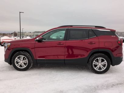 Used 2024 GMC Terrain SLE w/ Driver Convenience Package