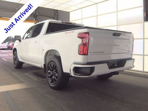 Used 2023 Chevrolet Silverado 1500 RST AWD/4WD image 5