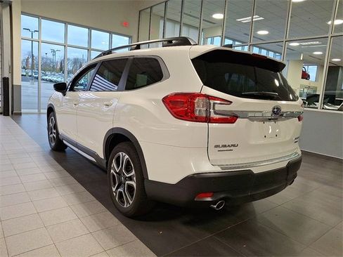 Certified 2025 Subaru Ascent Limited w/ Popular Package #2 image 4