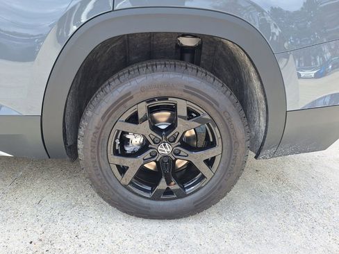 New 2026 Volkswagen Atlas Peak Edition image 26