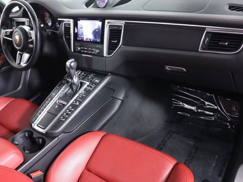 Used 2017 Porsche Macan S image 47