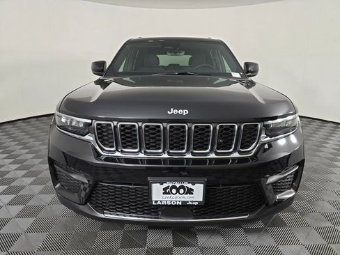 New 2025 Jeep Grand Cherokee Laredo X w/ Trailer Tow Package image 9