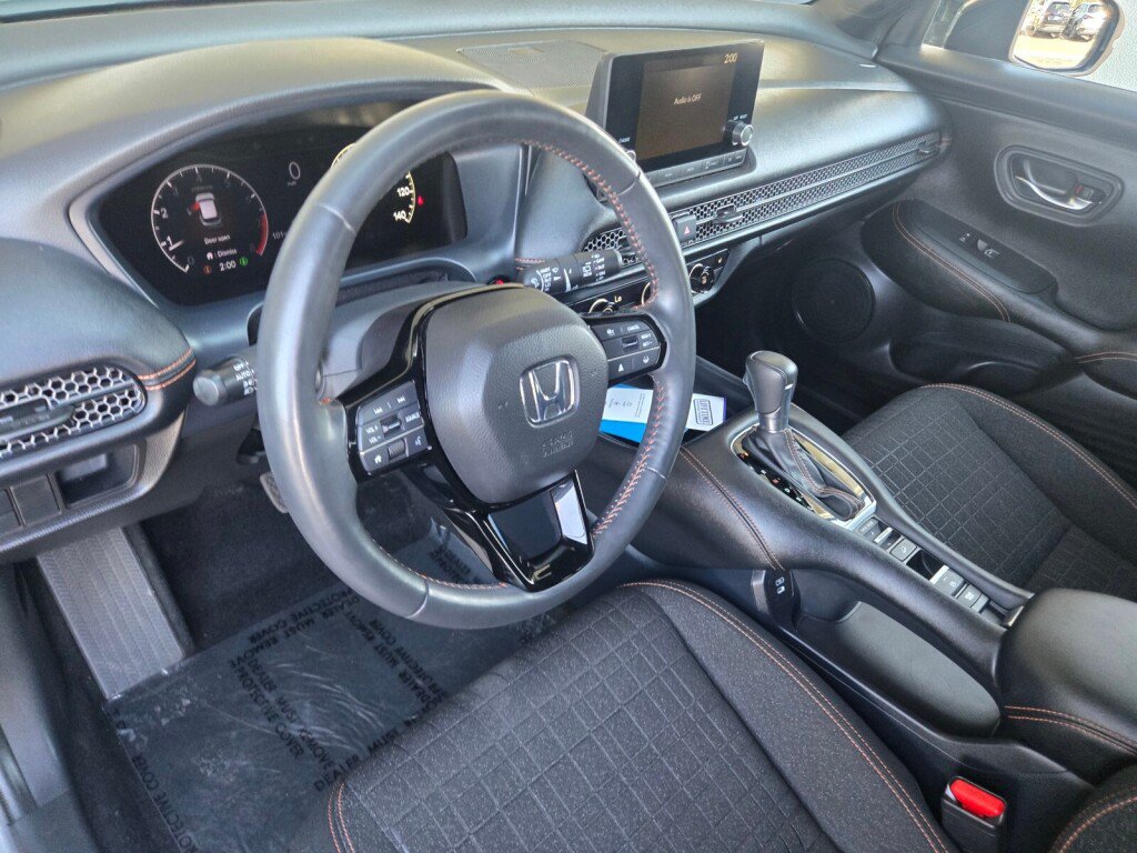 Certified 2024 Honda HR-V Sport image 12