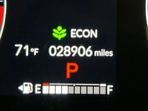 Certified 2023 Honda HR-V LX image 25