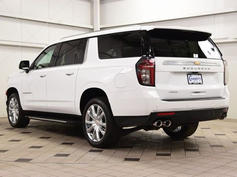 Used 2024 Chevrolet Suburban High Country image 6
