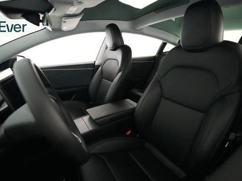 Used 2025 Tesla Model 3 Long Range AWD/4WD image 4